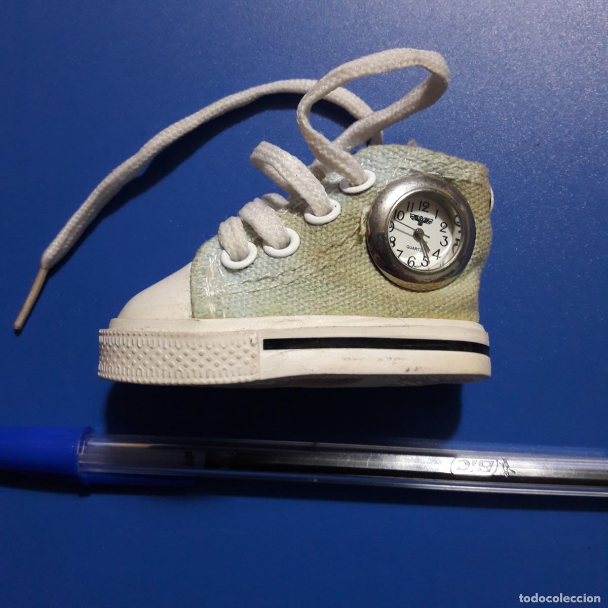 Relojes: Reloj zapatilla - Foto 1