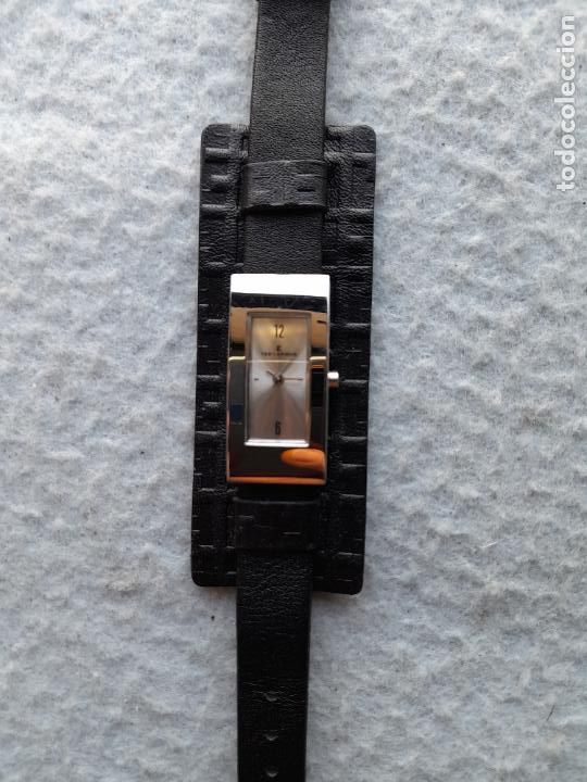 Relojes: Reloj Marca Ted Lapidus de Cuarzo para Dama. Funcionando. - Foto 1