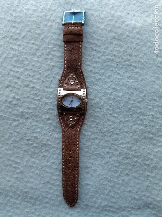 Relojes: Reloj Marca Piecci de Cuarzo para Dama. Funcionando. - Foto 2