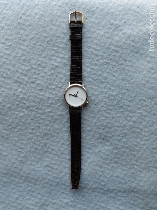 Relojes: Reloj Marca Ives Renoir de Cuarzo. Funcionando. - Foto 2
