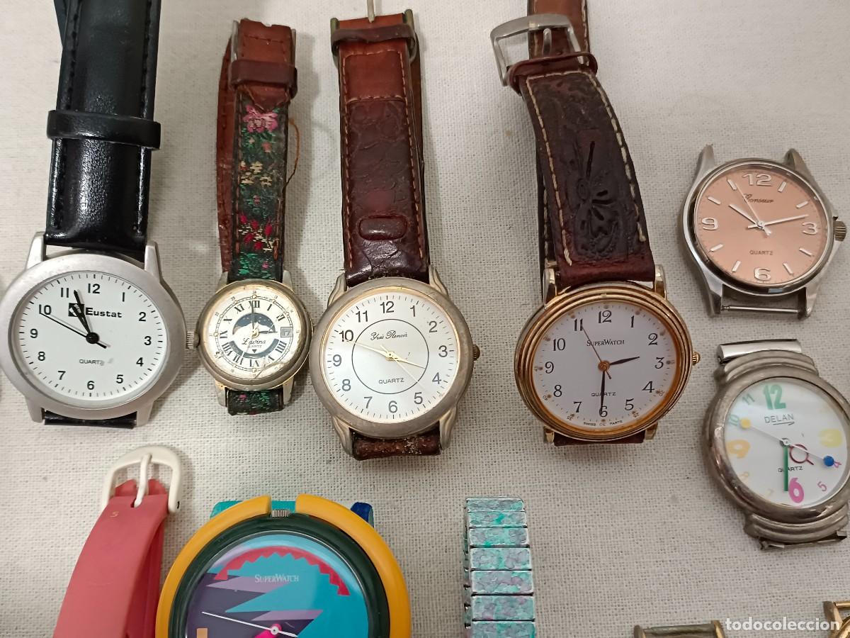 Relojes: Lote de 13 relojes con y sin correa - Foto 2