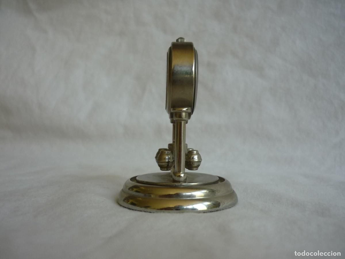 Relojes: Reloj de metal plateado en miniatura funcionando - Foto 3