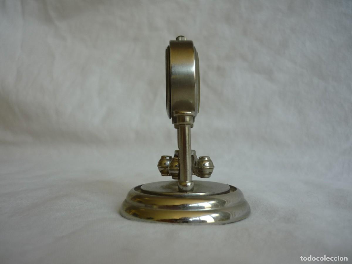 Relojes: Reloj de metal plateado en miniatura funcionando - Foto 4