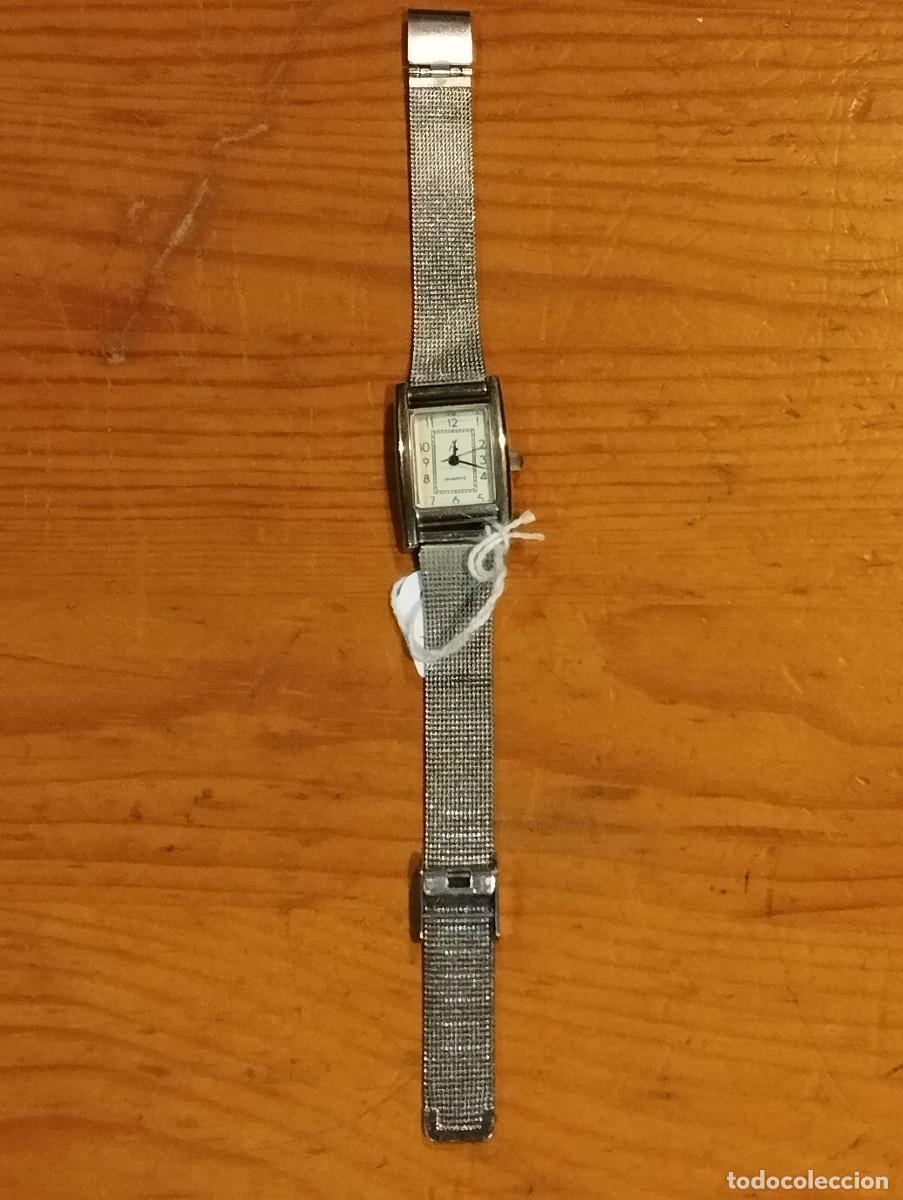 Relojes: RELOJ AVON &rdquo;A&rdquo; QUARTZ. CADENA MET&Aacute;LICA. FUNCIONANDO. - Foto 1