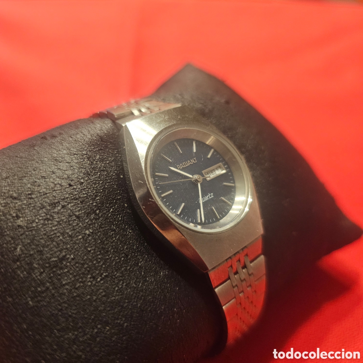 Relojes: Reloj RADIANT QUARTZ DAY DATE SIN USO - Foto 3