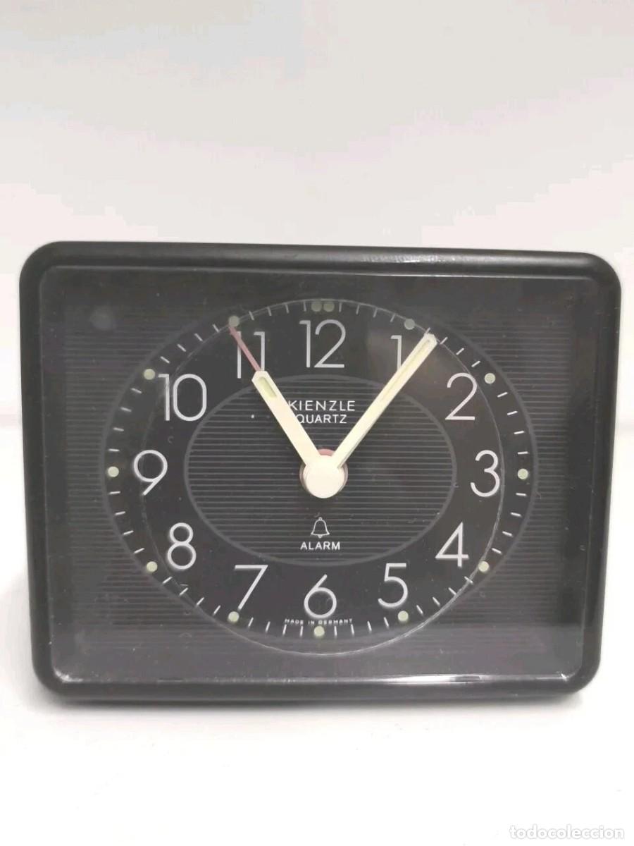 Relojes: Vintage Kienzle alarm clock; Germany Fluorescente Funciona - Foto 1
