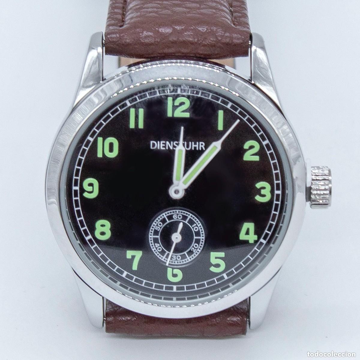 Rel&oacute;gios: RELOJ DE SERVICIO DE LA WEHRMACHT MARR&Oacute;N &ndash; R&Eacute;PLICA