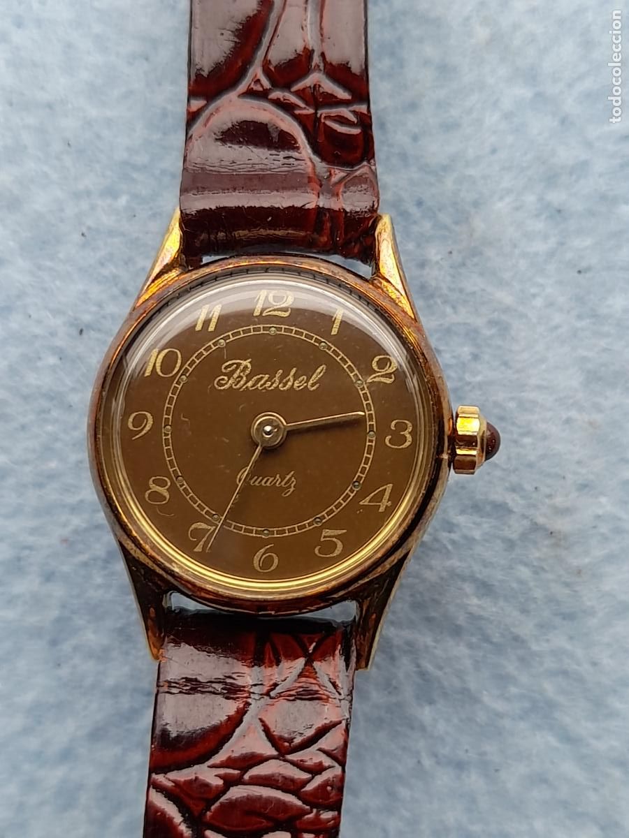 Relojes: Reloj Marca Bassel de Cuarzo para Dama. - Foto 2