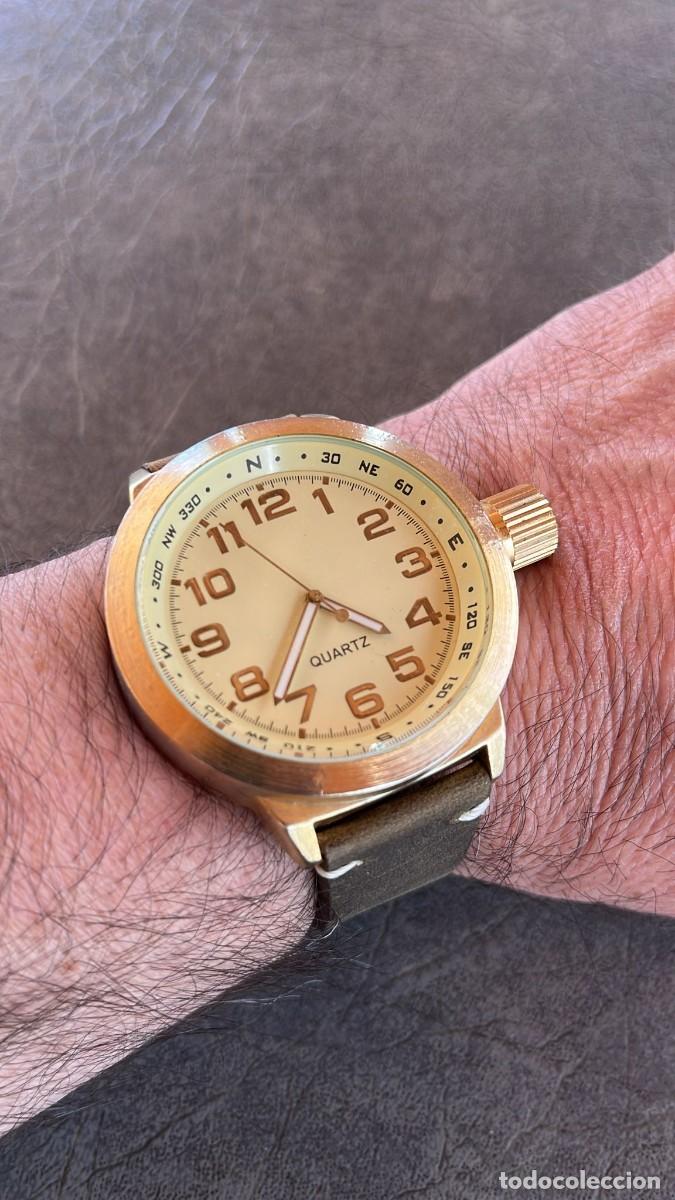 Relojes: Reloj cuarzo 48 mm. dorado (Funcionando) - Foto 2