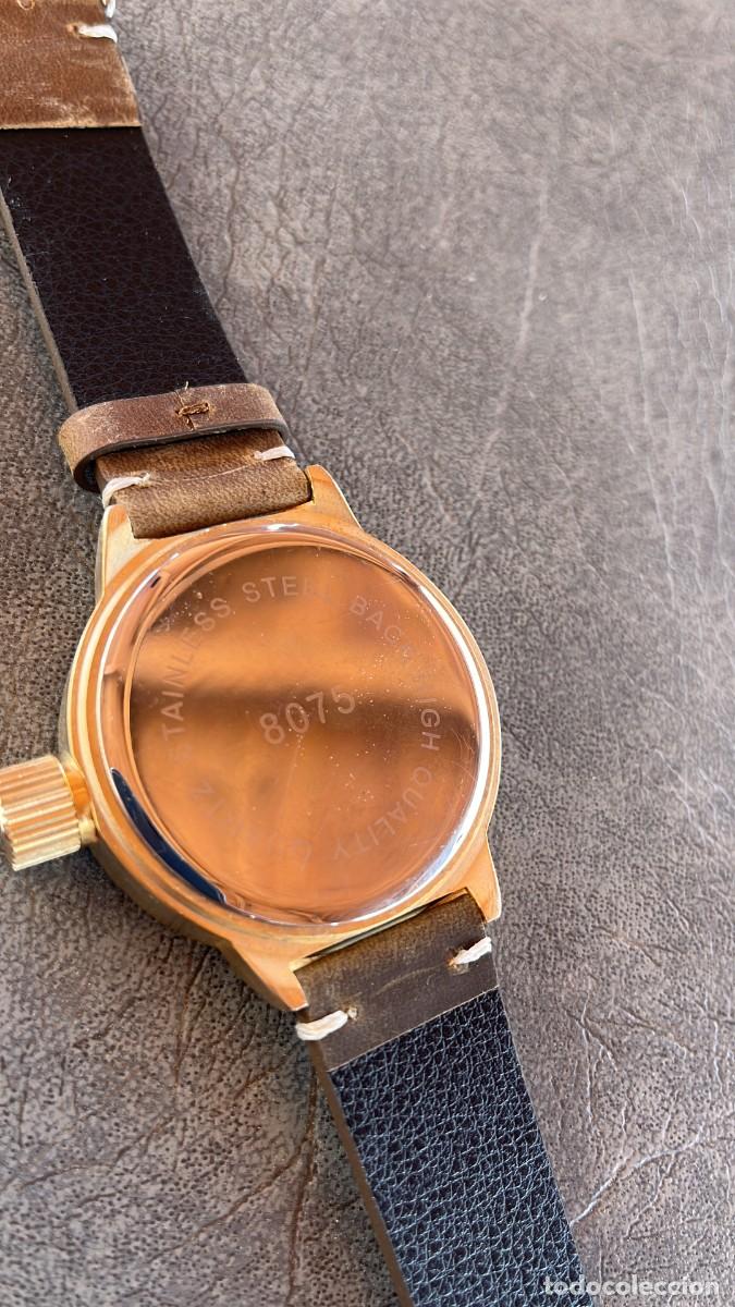Relojes: Reloj cuarzo 48 mm. dorado (Funcionando) - Foto 4