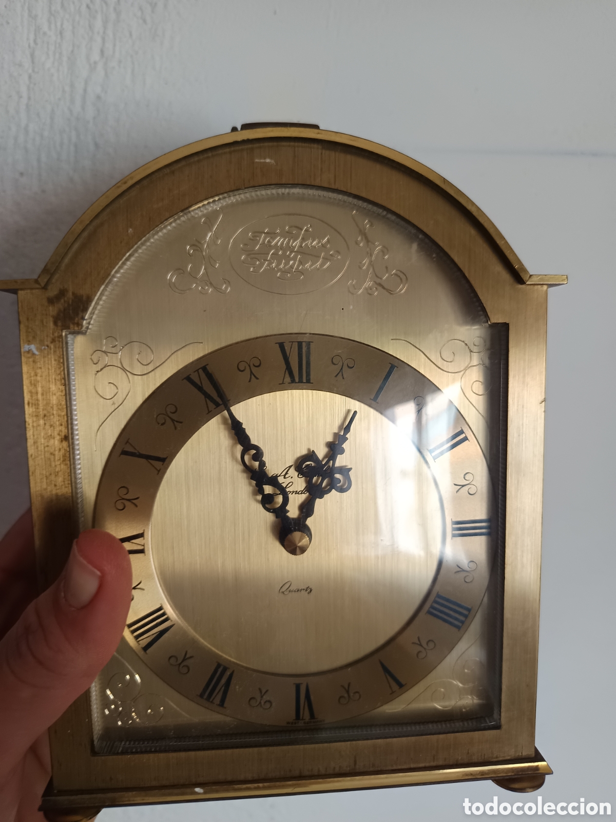 Montres: Reloj de sobremesa dorado Tempus Fugit Quartz de carruaje en bronce