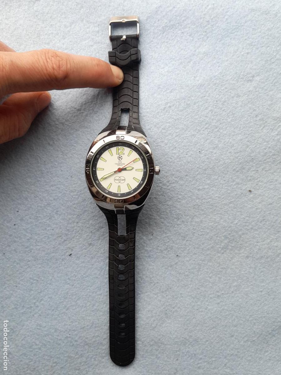 Orologi: Reloj UEFA Champions League de Cuarzo para Caballero. Funcionando.