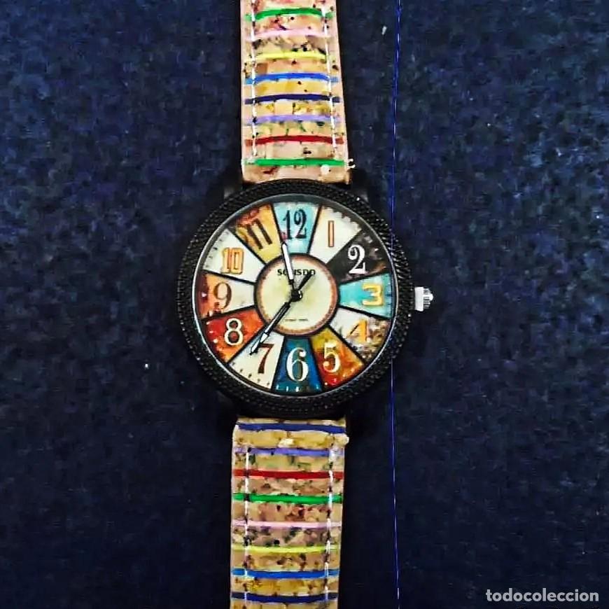 Watches: RELOJ CORREA CORCHO Y ACERO NEGRO. MARCA SONSDO. ESFERA MULTICOLOR. QUARTZ