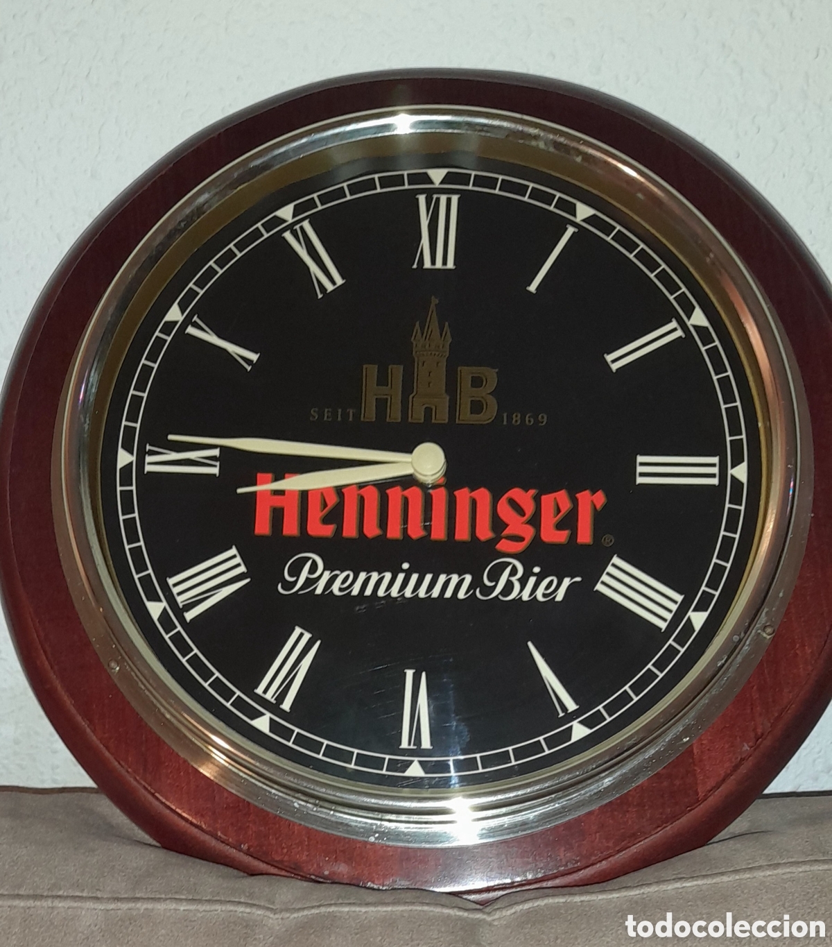 Watches: Reloj pared publicidad cerveza