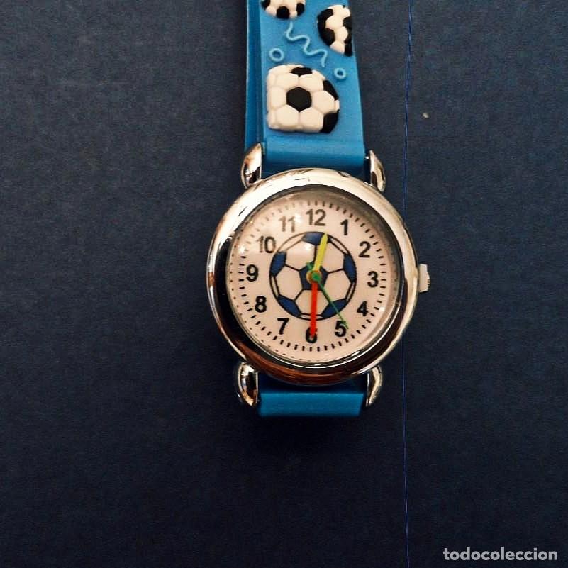 Watches: RELOJ INFANTIL CAUCHO AZUL FUTBOL ANALOGICO. QUARTZ