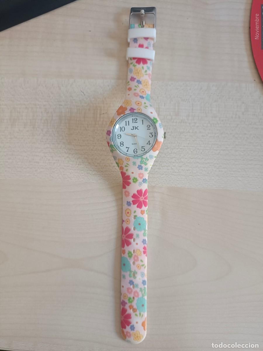 Relojes: JK * RELOJ ANALOGICO DE GOMA PVC CON DISE&Ntilde;O DE FLORES