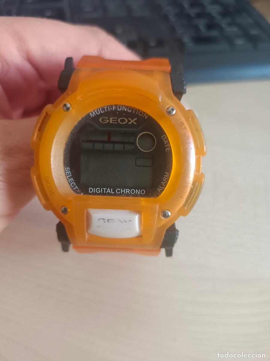 Relojes: GEOX * RELOJ DIGITAL DE GOMA PVC EN COLOR NARANJA