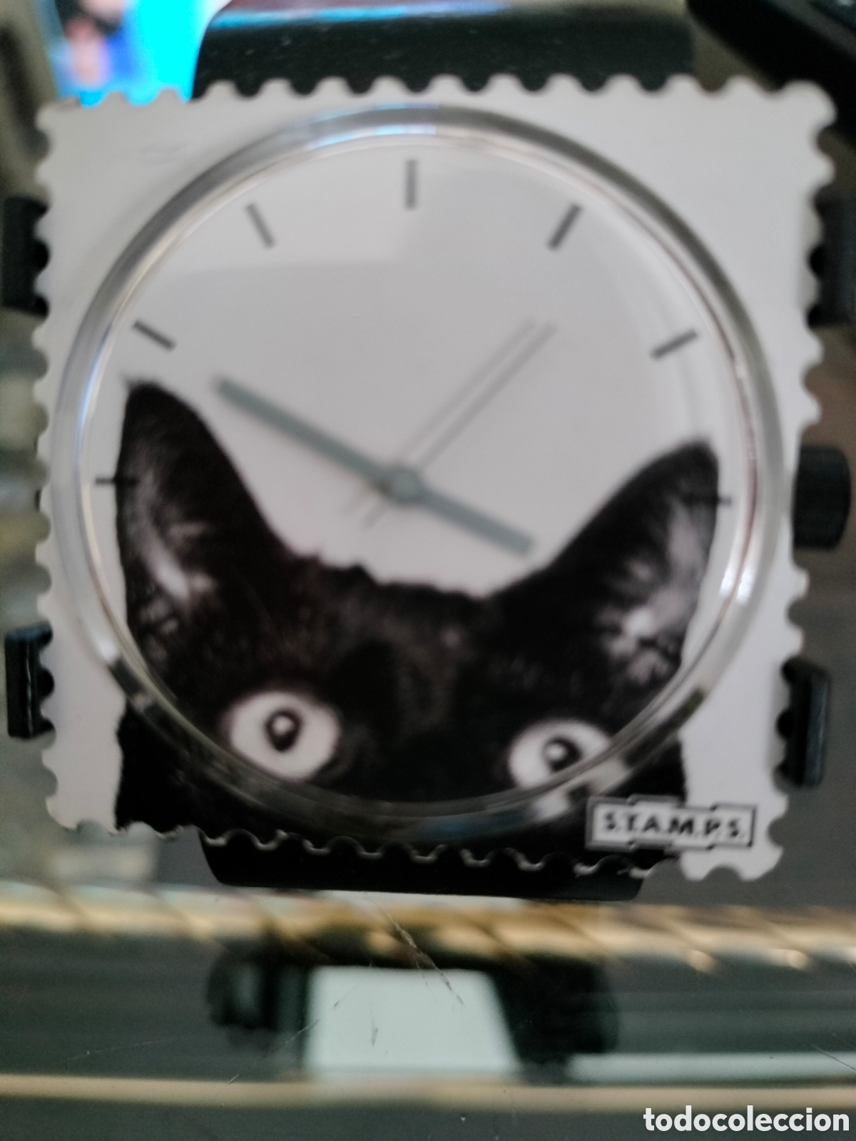 Relojes: Bonito y Moderno Reloj STAMPS.