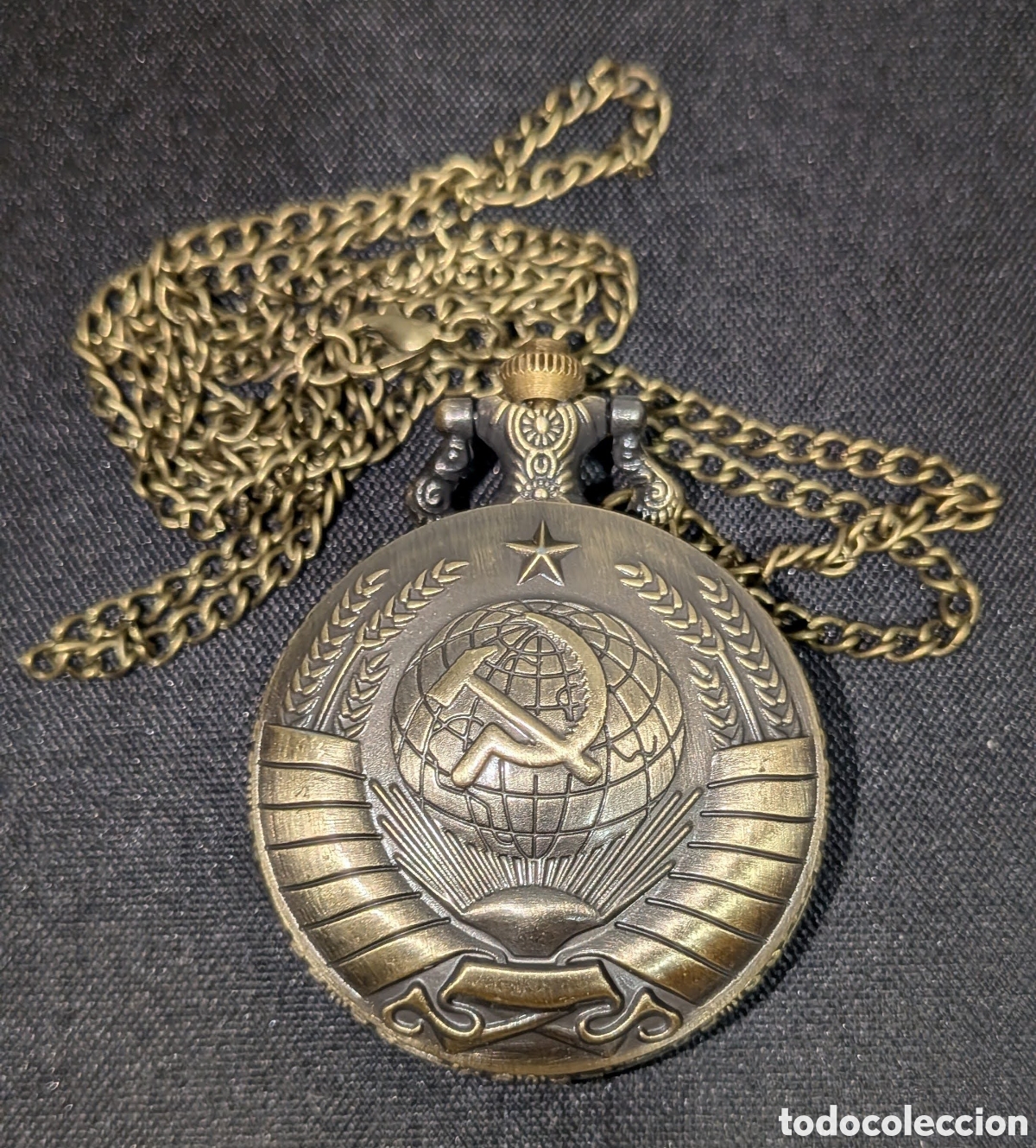 Relojes: Reloj de Bolsillo Estilo Vintage - Escudo de la URSS (CCCP) - Cuarzo con Cadena