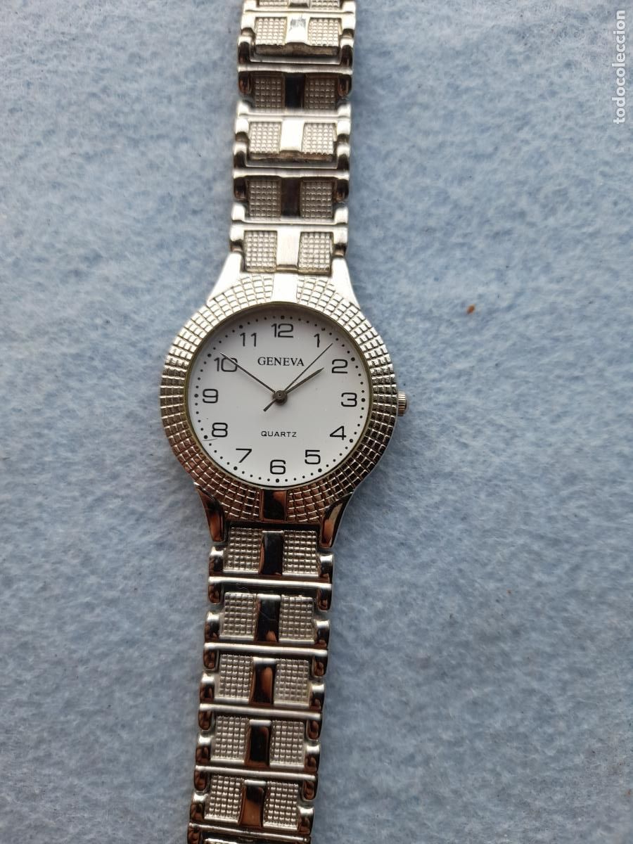 Watches: Reloj Marca Geneve de Cuarzo para Dama.