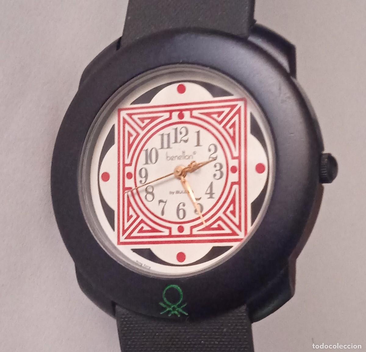 Relojes: RELOJ BENETTON BY BULOVA, MOVIMIENTO DE CUARZO - MIDE 4 CM.