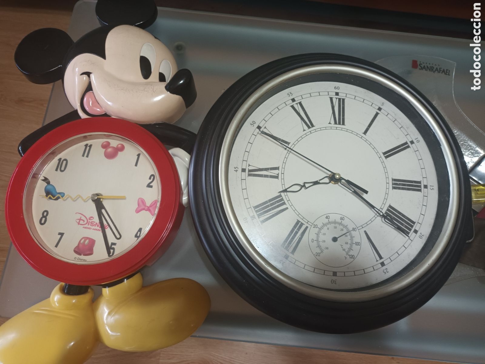 Watches: LOTE DE 2 RELOJES DE PARED