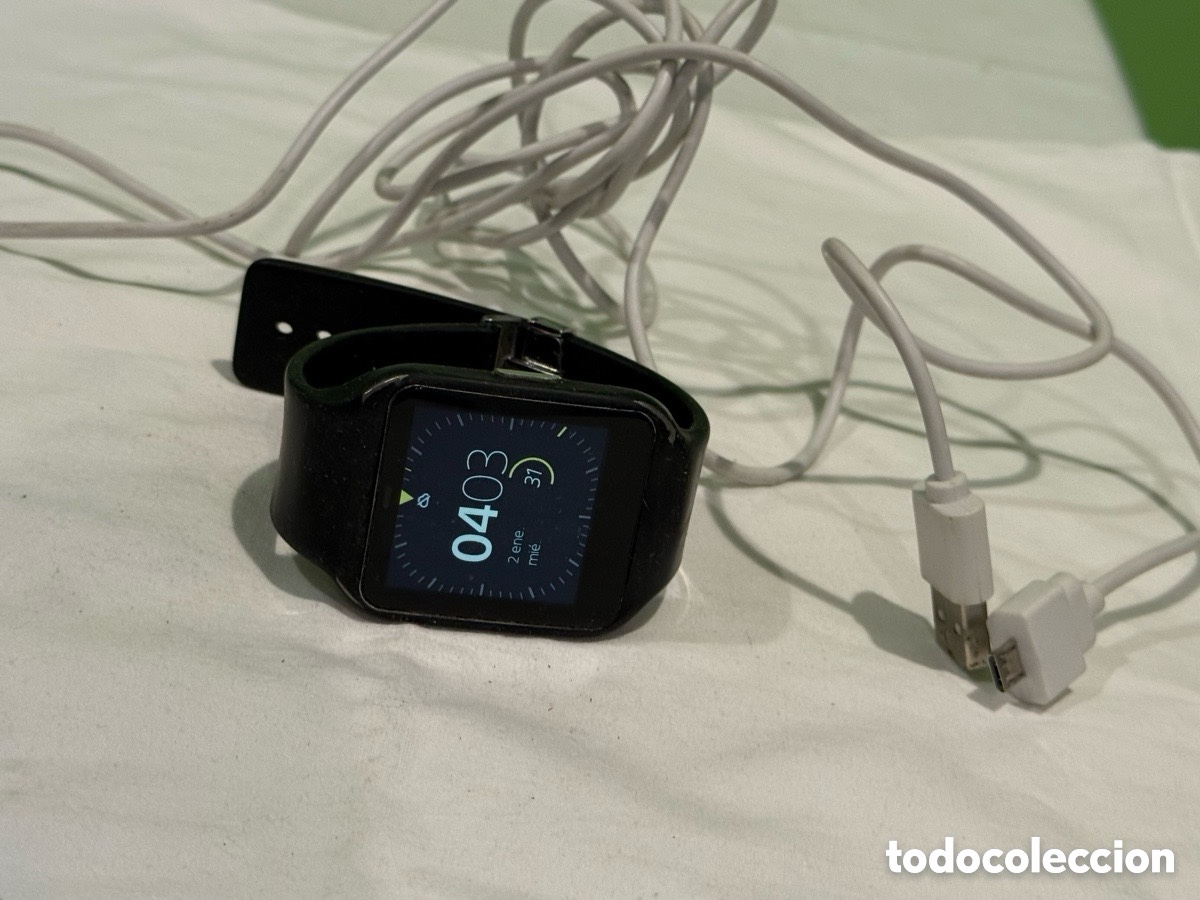 Relojes: Smartwatch Sony digital t&aacute;ctil funcionando con cable de carga original - Foto 1
