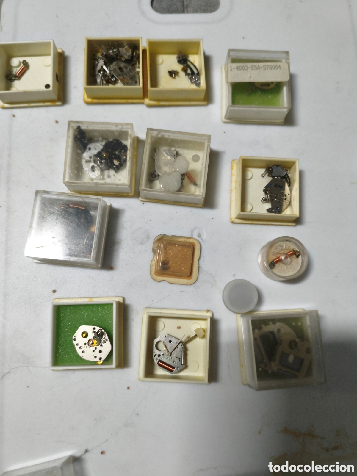 Relojes: Lote movimientos y piezas para relojes de cuarzo