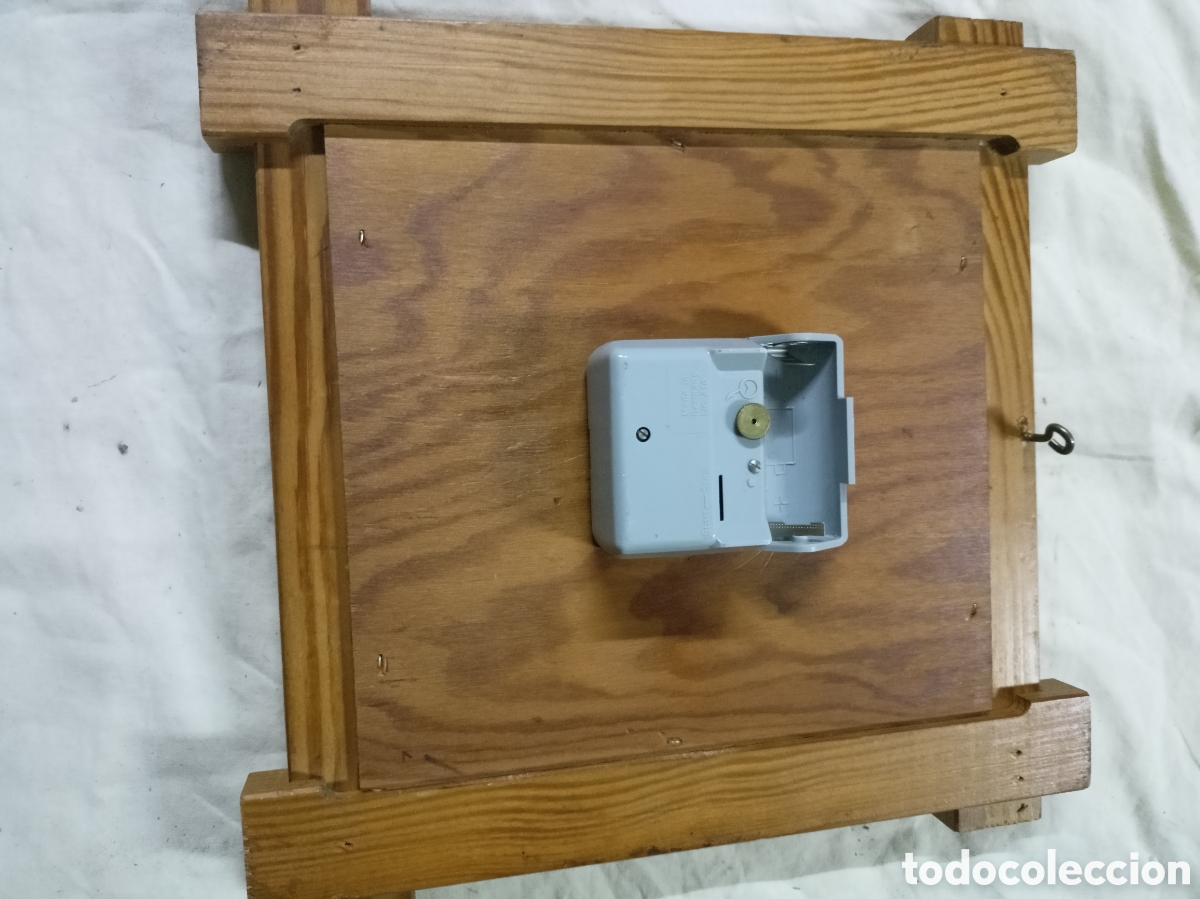 Relojes: RELOJ DE PARED DE CUARZO -MADERA- - Foto 2