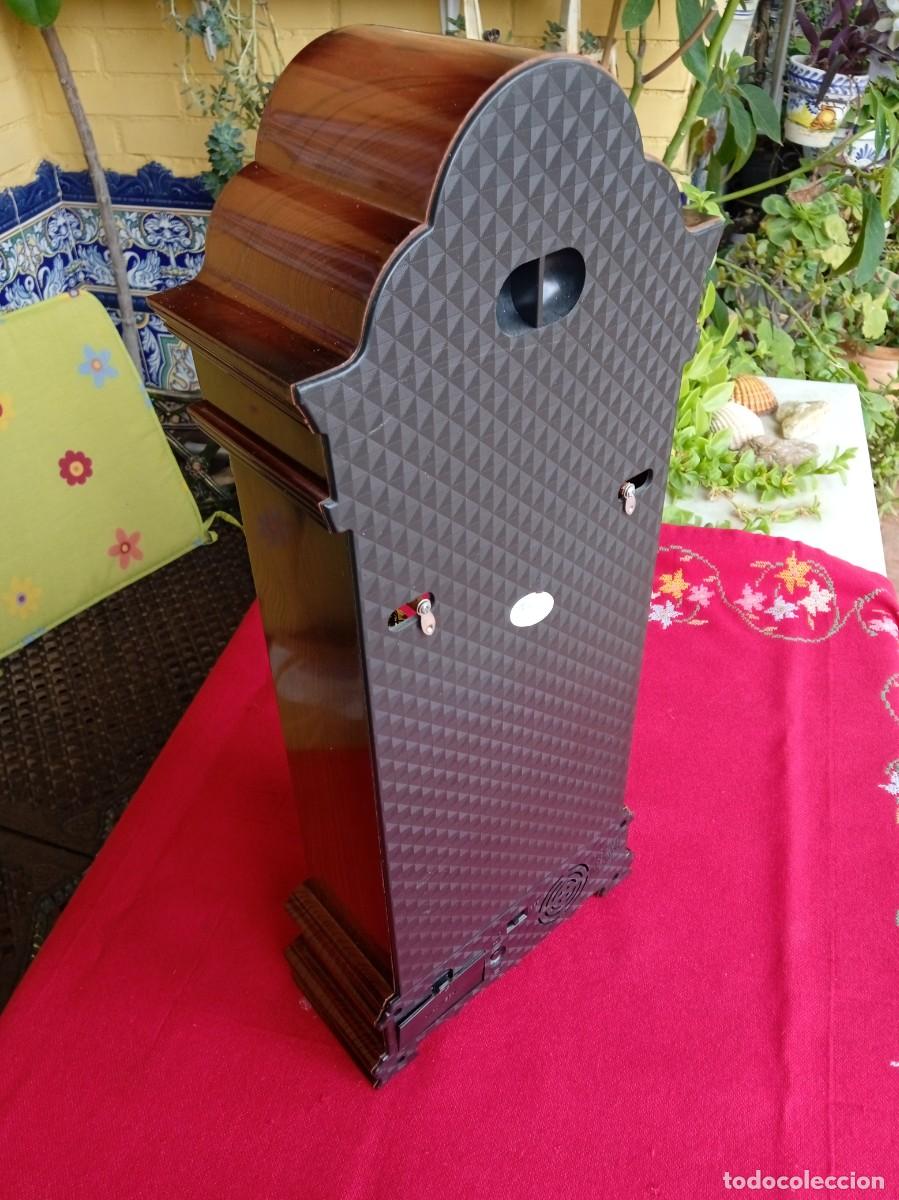 Relojes: Reloj de sobremesa funcionando con pilas - Foto 4
