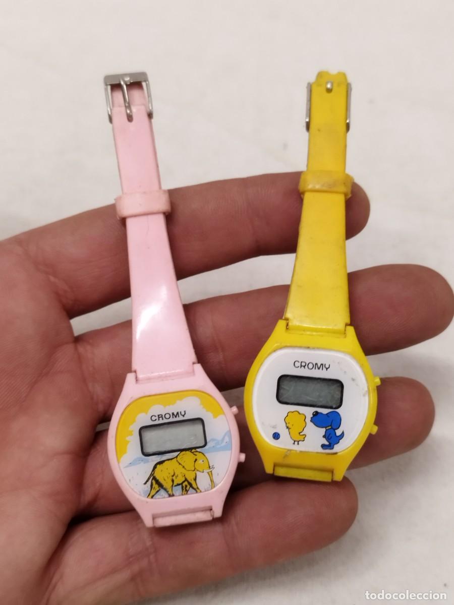Relojes: Dos antiguos relojes de pulsera de juguete, infantil. Marca Cromy. Sin probar.