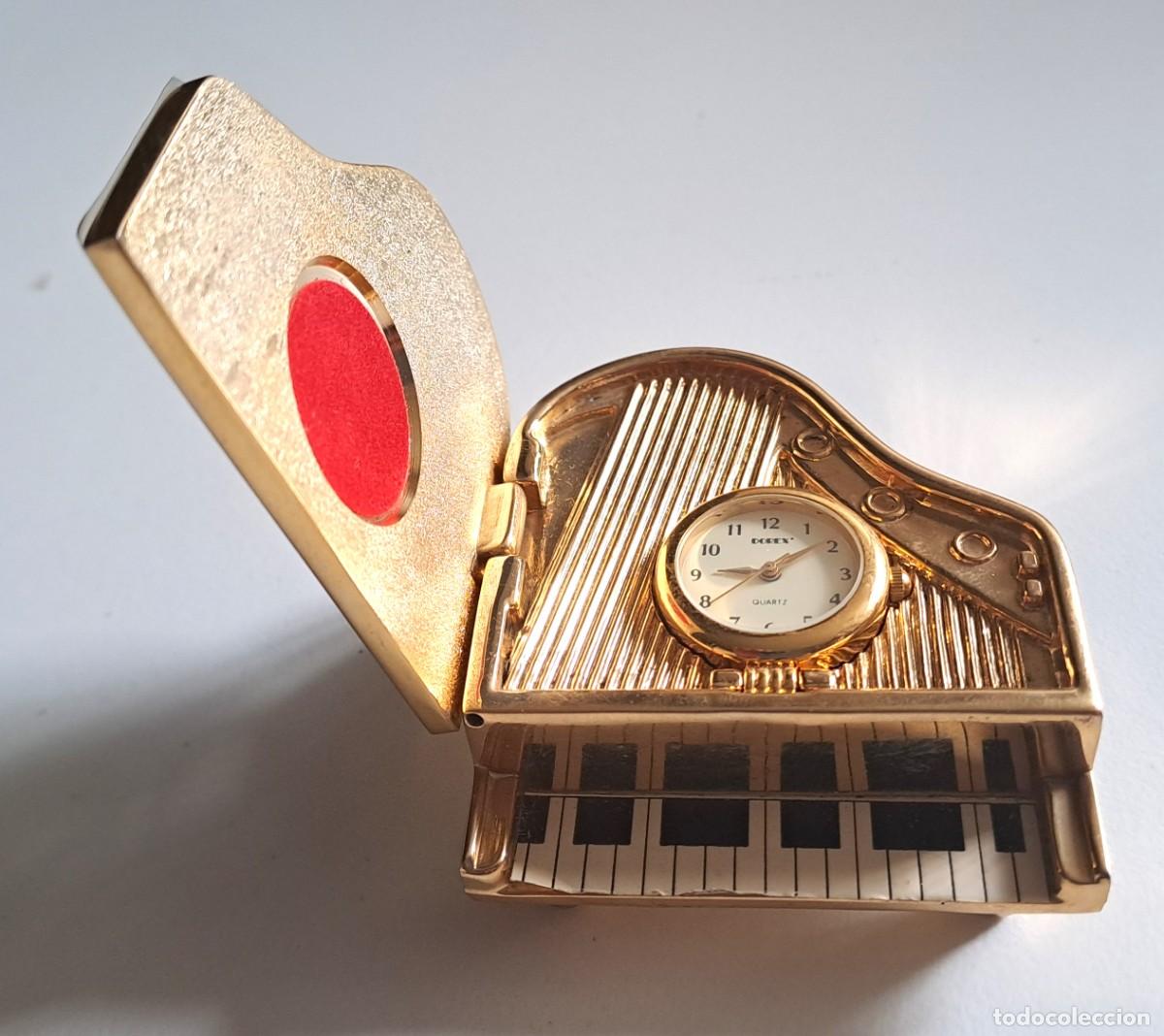 Relojes: MINI RELOJ CON DISE&Ntilde;O DE PIANO DE COLA