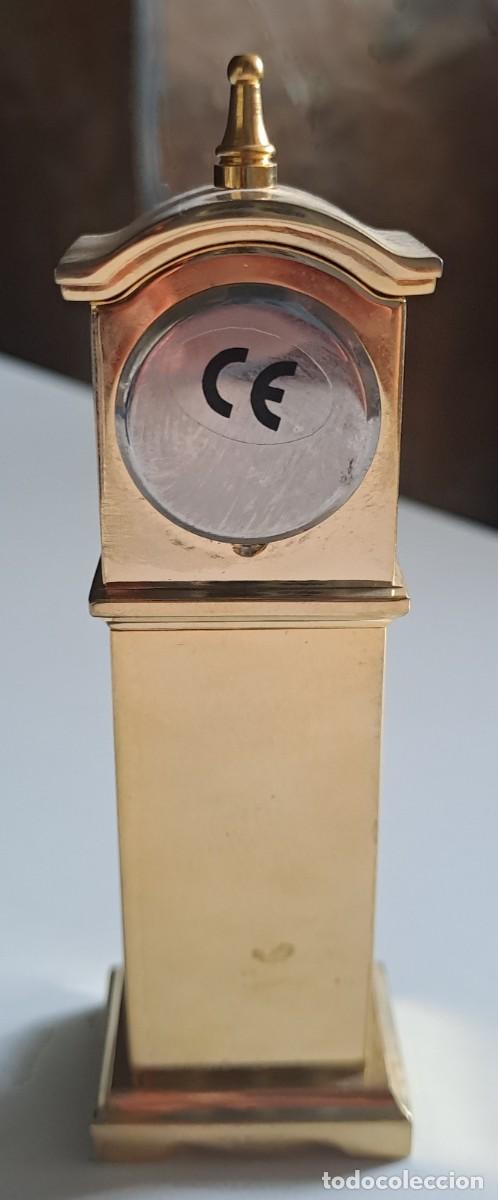 Relojes: MINI RELOJ CON DISE&Ntilde;O DE RELOJ DE PIE DORADO - Foto 2