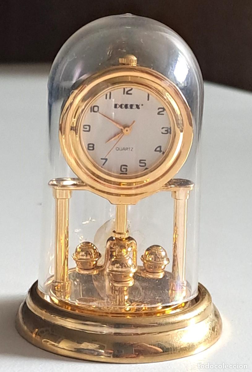 Relojes: MINI RELOJ CON DISE&Ntilde;O DE RELOJ DE PENDULO DORADO