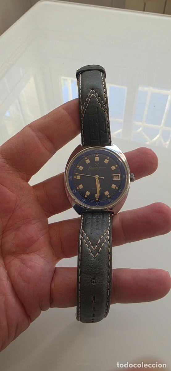 Relojes: Precioso antiguo reloj ruso carga manual a&ntilde;os 70