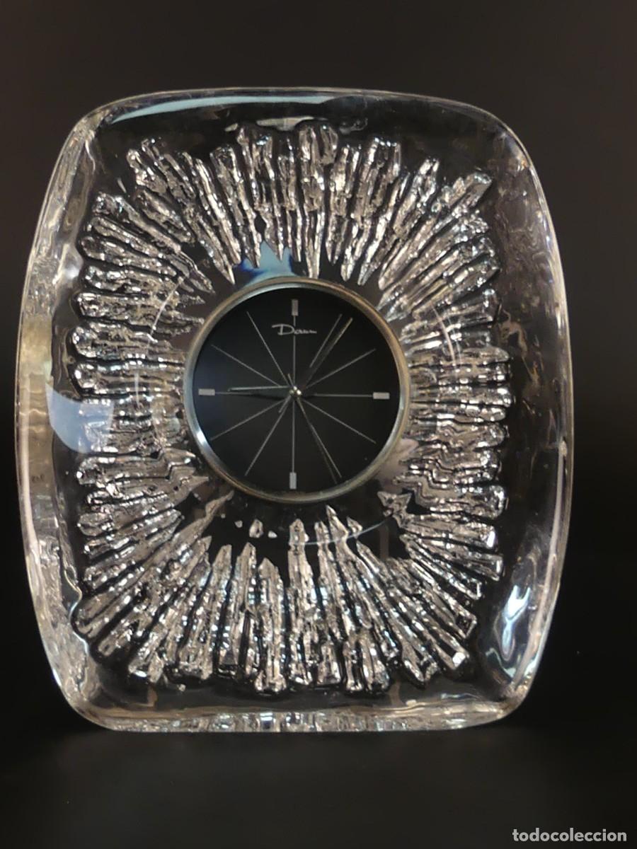Uhren: RELOJ SOBREMESA QUARTZ CUERPO DE CRISTAL