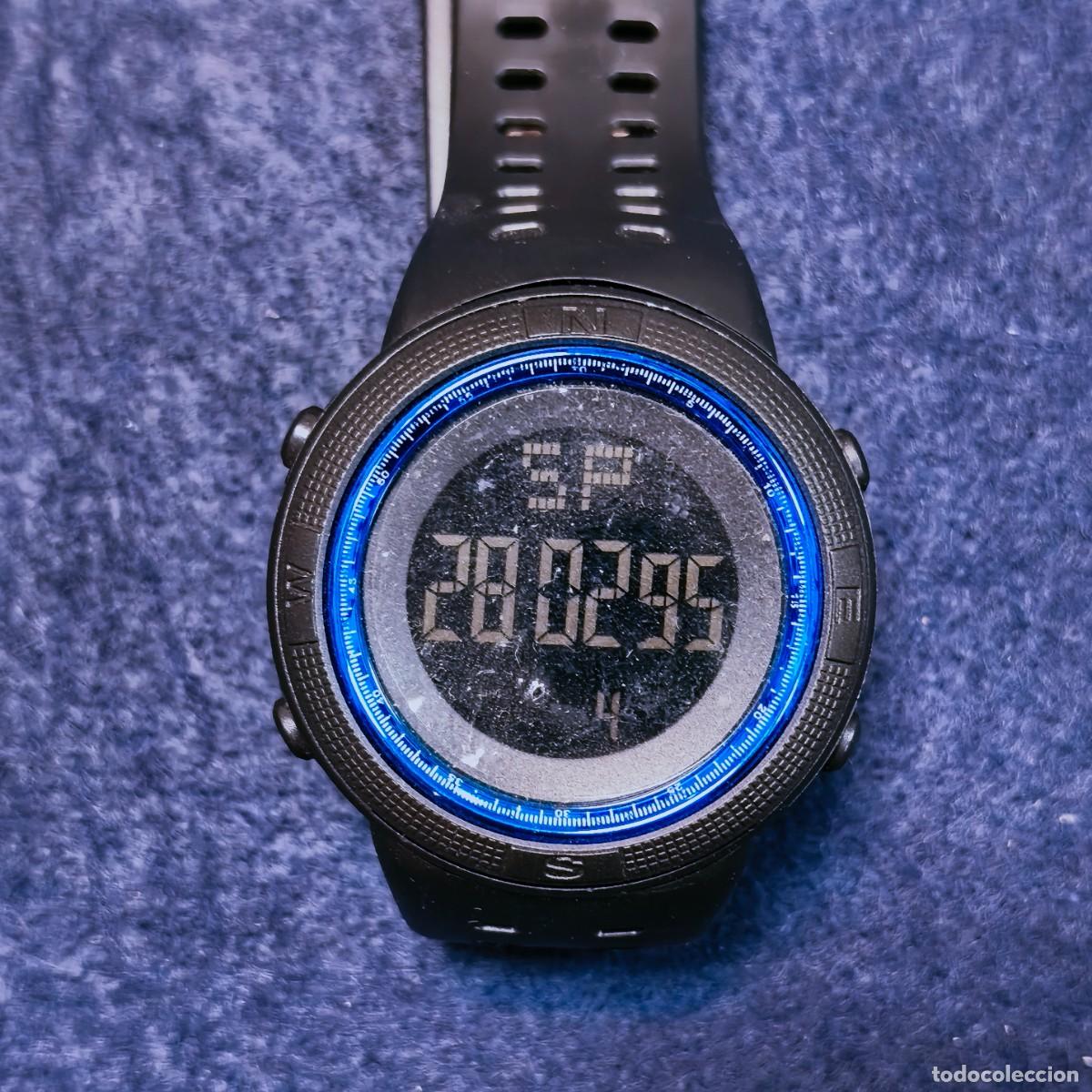 Relojes: RELOJ CORREA CAUCHO NEGRO DIGITAL. QUARTZ