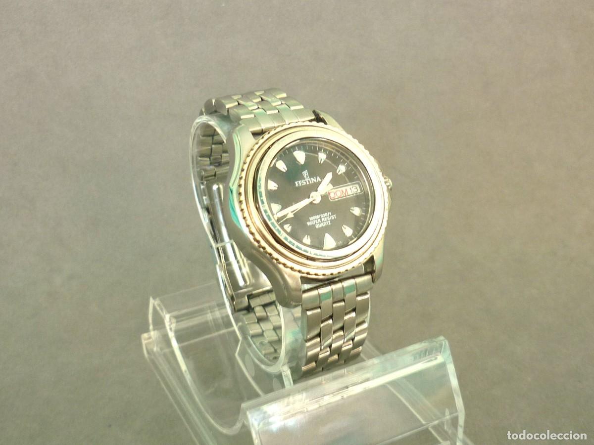 Relojes: Reloj Festina 8815 con D&iacute;a y Fecha Acero Inoxidable. Funciona.