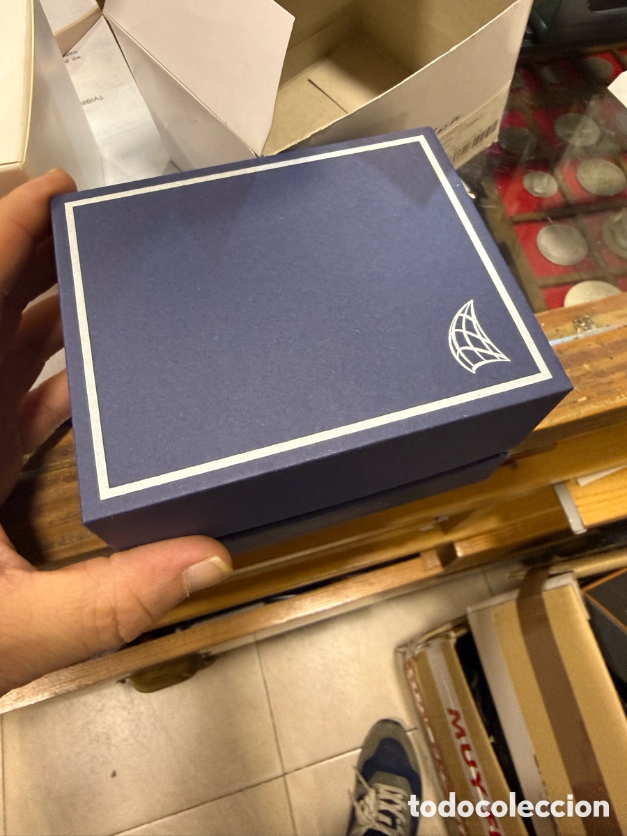 Rel&oacute;gios: Bonito reloj en su caja, pr&aacute;cticamente nuevo