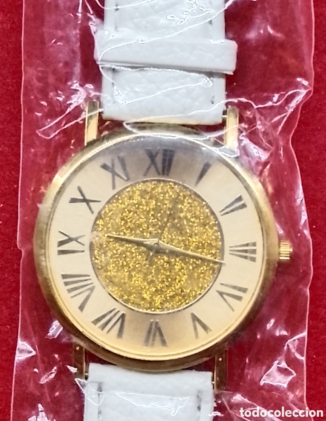 Relojes: Reloj Elegante de Cuero Blanco y Dorado con Esfera de Brillo para Mujer