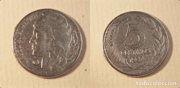 Reproductions Banknotes and Coins: Reproducci&oacute;n de una moneda de II republica 5 Centimos 1937