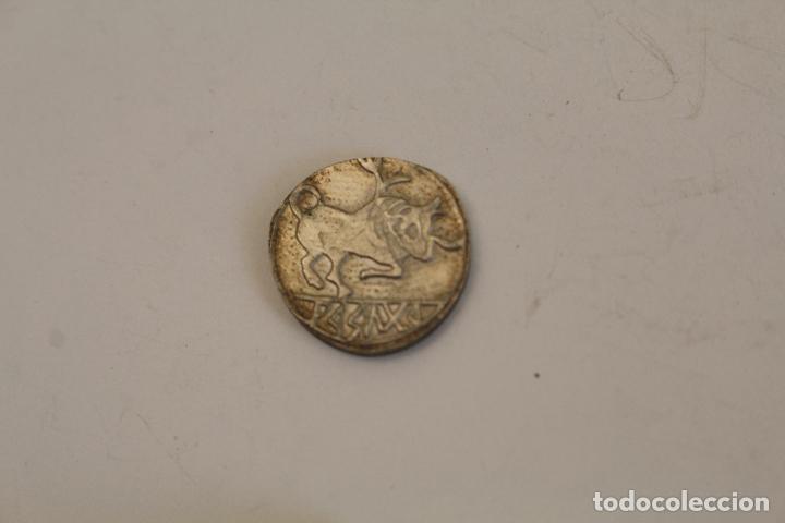 Reproducciones billetes y monedas: moneda peque&ntilde;a de plata - Foto 2