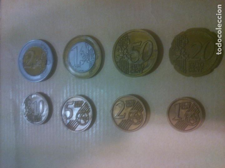 Reproducciones billetes y monedas: COLECCI&Oacute;N MONEDAS FACS&Iacute;MIL. EUROS. MINILAND.MATERIAL DIDACTICO