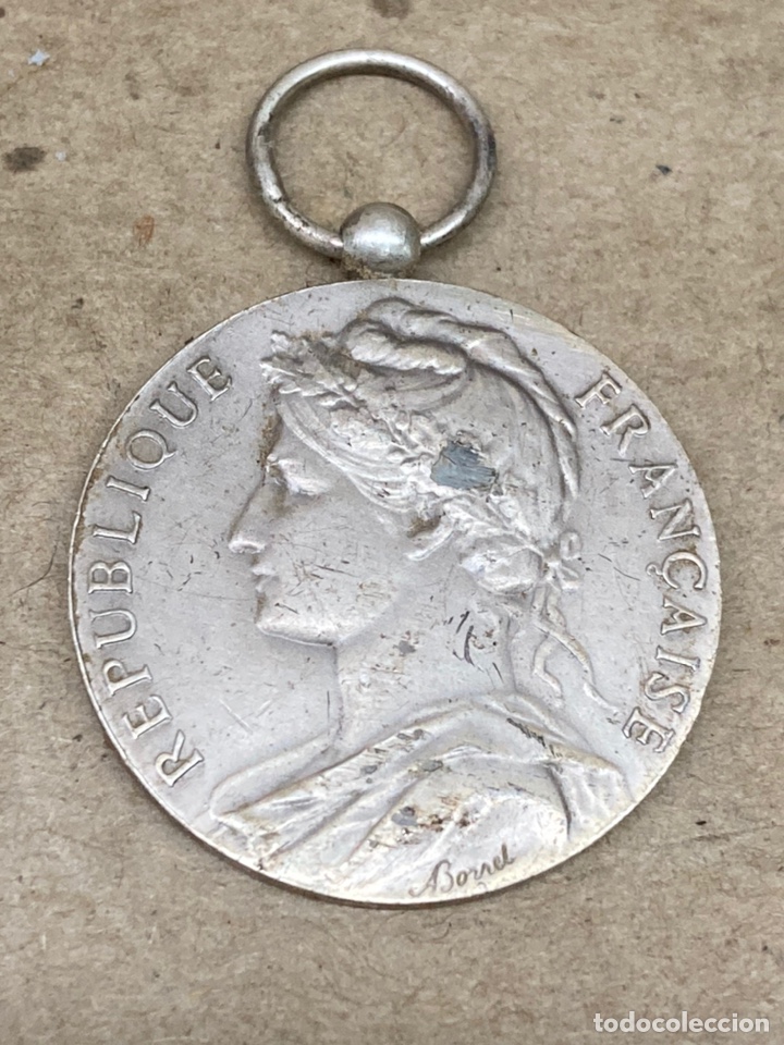 Replikate von Banknoten und M&uuml;nzen: Medalla de plata ministerio de trabajo Republica Francesa