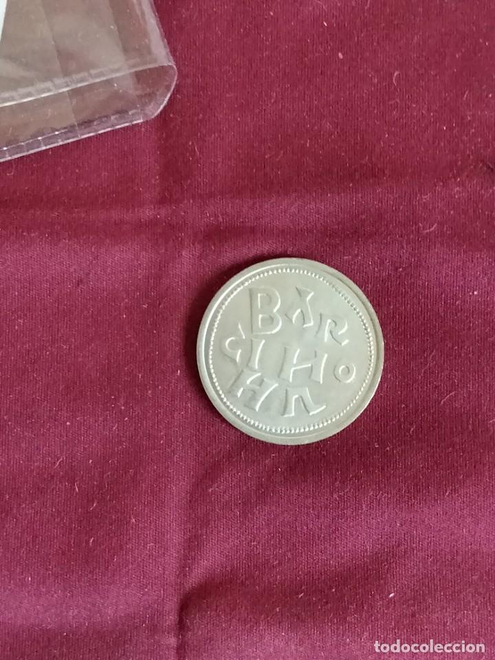 Reproducciones billetes y monedas: MONEDA DE PLATA CAROLINGIA - Foto 3