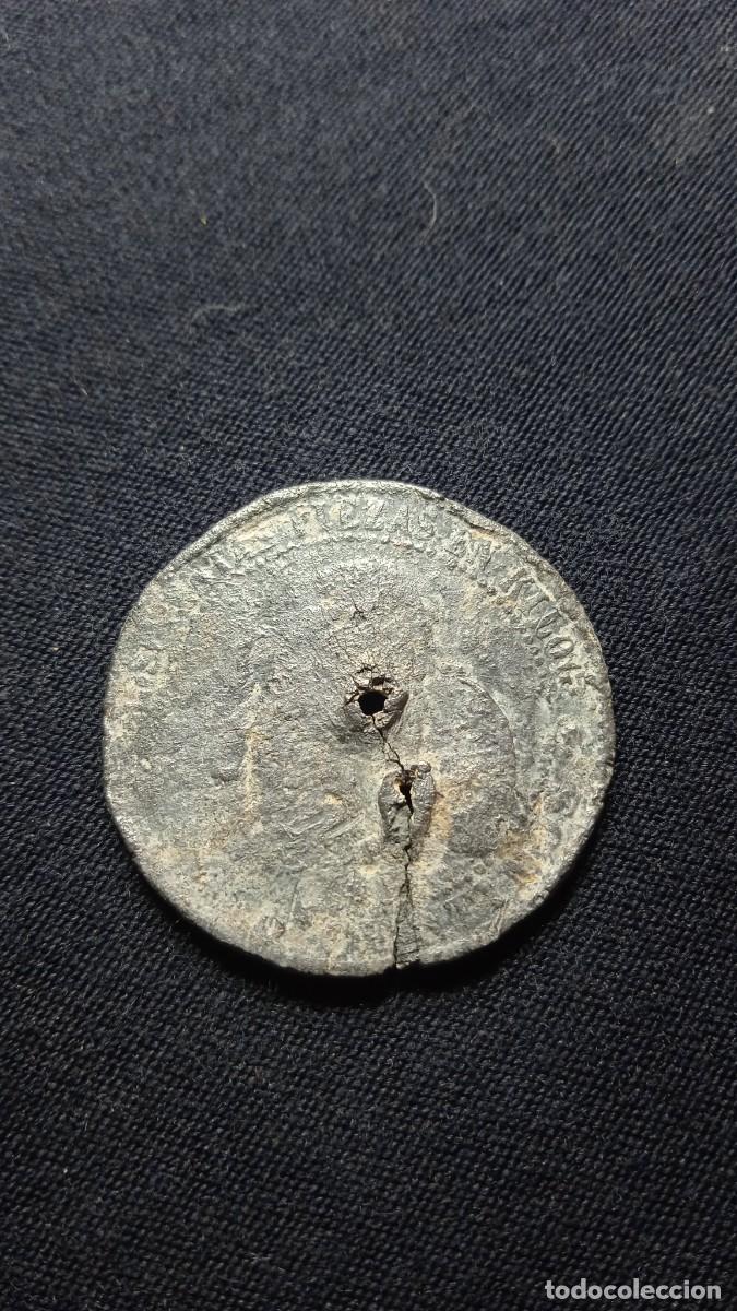 Reproducciones billetes y monedas: Falsa moneda plomo Gobierno provisional. - Foto 1