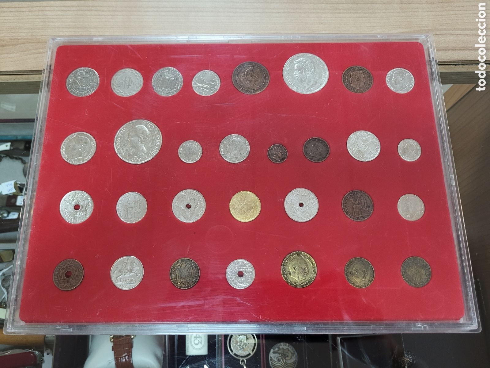 Replikate von Banknoten und M&uuml;nzen: HISTORIA DE LA PESETA DEL DIARIO SUR DE M&Aacute;LAGA. COLECCI&Oacute;N DE 30 MONEDAS (REPRODUCCIONES)