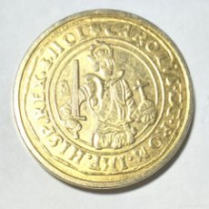 Reproducciones billetes y monedas: RÉPLICA MONEDA CARLOS I-,-BAÑADA ORO 24 KT. ,CECA REAL CASA DE LA MONEDA FNMT. Lote 396854254