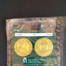 Reproducciones billetes y monedas: MONEDA 8 ESCUDOS. CARLOS III. 1762. MÉXICO. REPRODUCCIÓN. BAÑO DE ORO PURO. ROMANJUGUETESYMAS.. Lote 401348229
