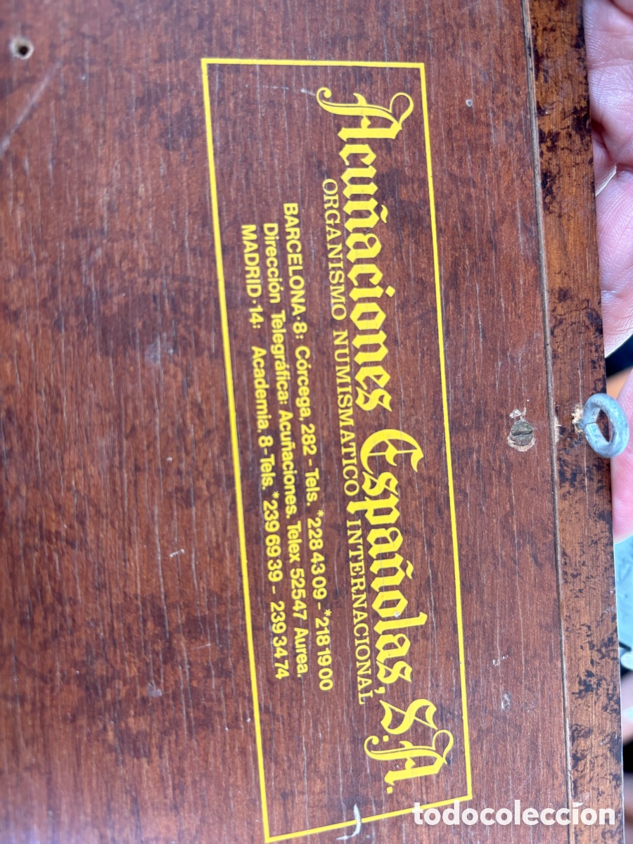 Reproducciones billetes y monedas: R&eacute;plicas monedas enmarcadas - Foto 1